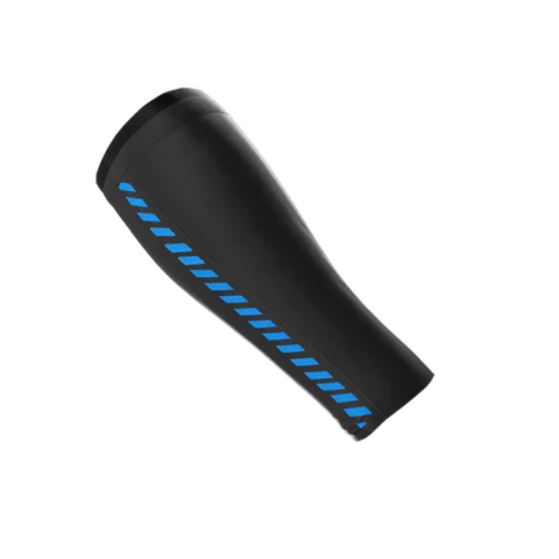 Gaming wrist sleeve with compression fabric for speed and comfort
